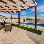 My Dalmatia - Katalea With Private Swimming Pool *