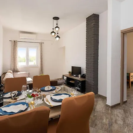 My Dalmatia - Katalea With Private Swimming Pool Дом отдыха